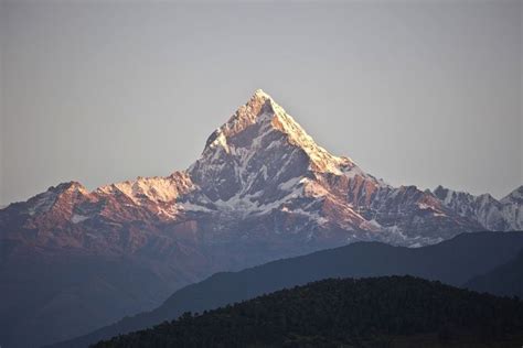 神山爲什麼沒人登頂？或說，我們該如何理解神山的神秘與威嚴？